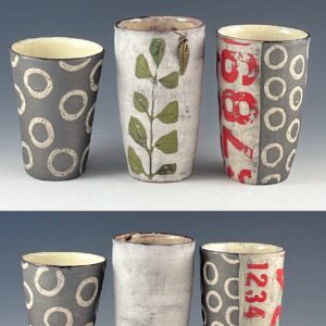 Medium Tumbler with circles (black and white)