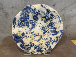 wavy round platter